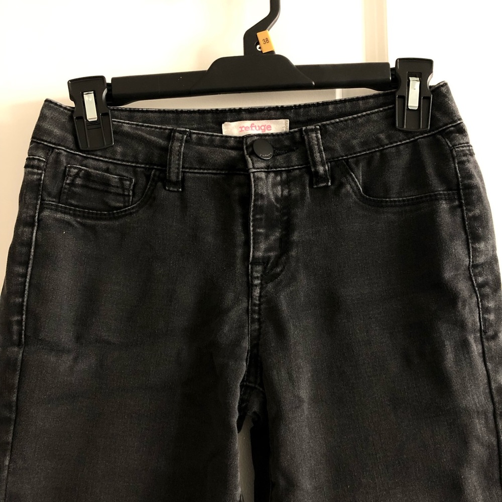 Black skinny jeans